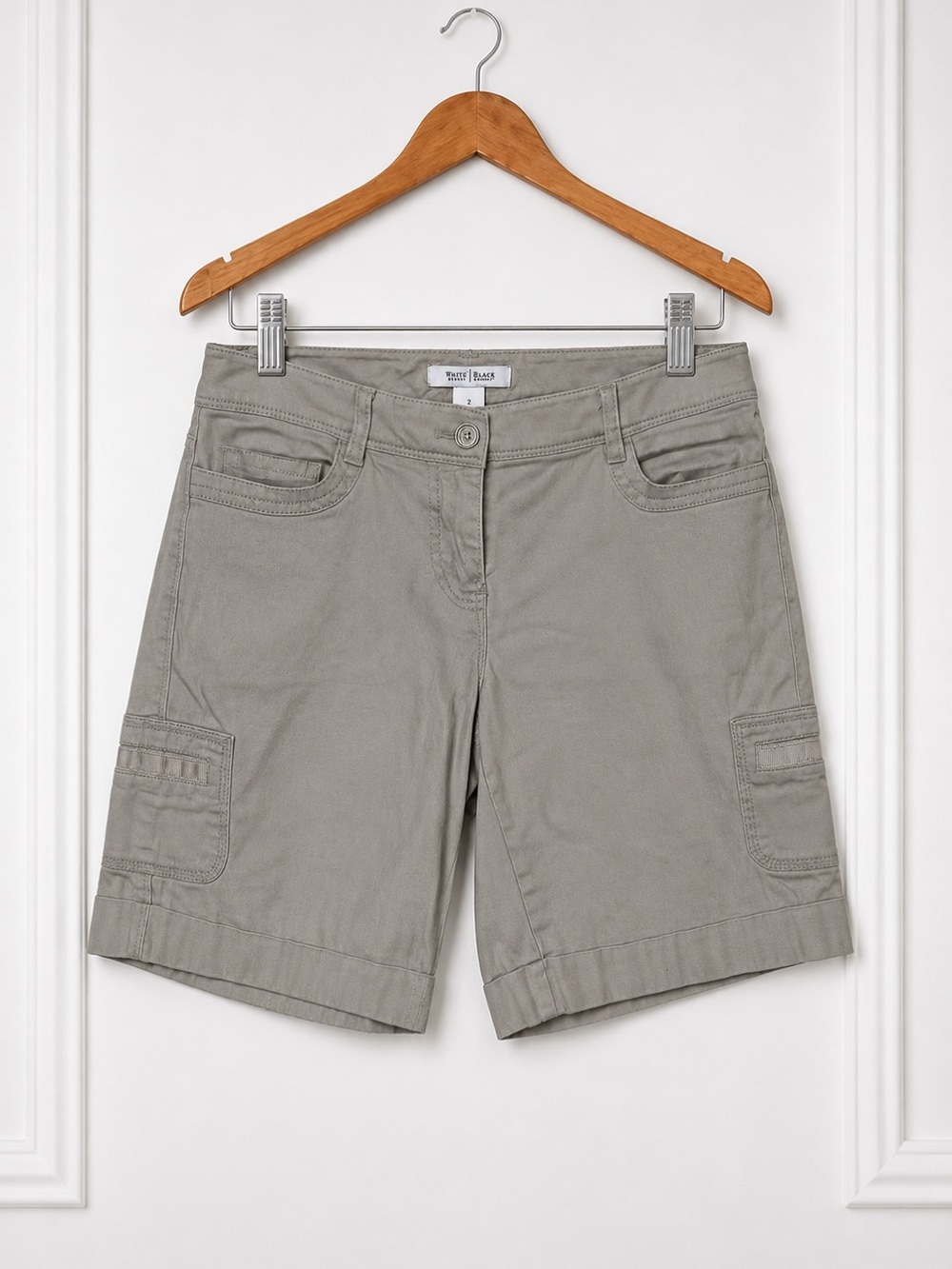 White House Black Market Khaki Cargo Bermuda Shorts Size 2